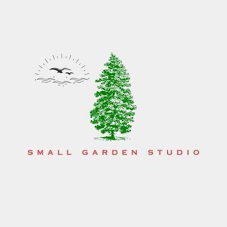 Small Garden Studio Kavála Exterior photo