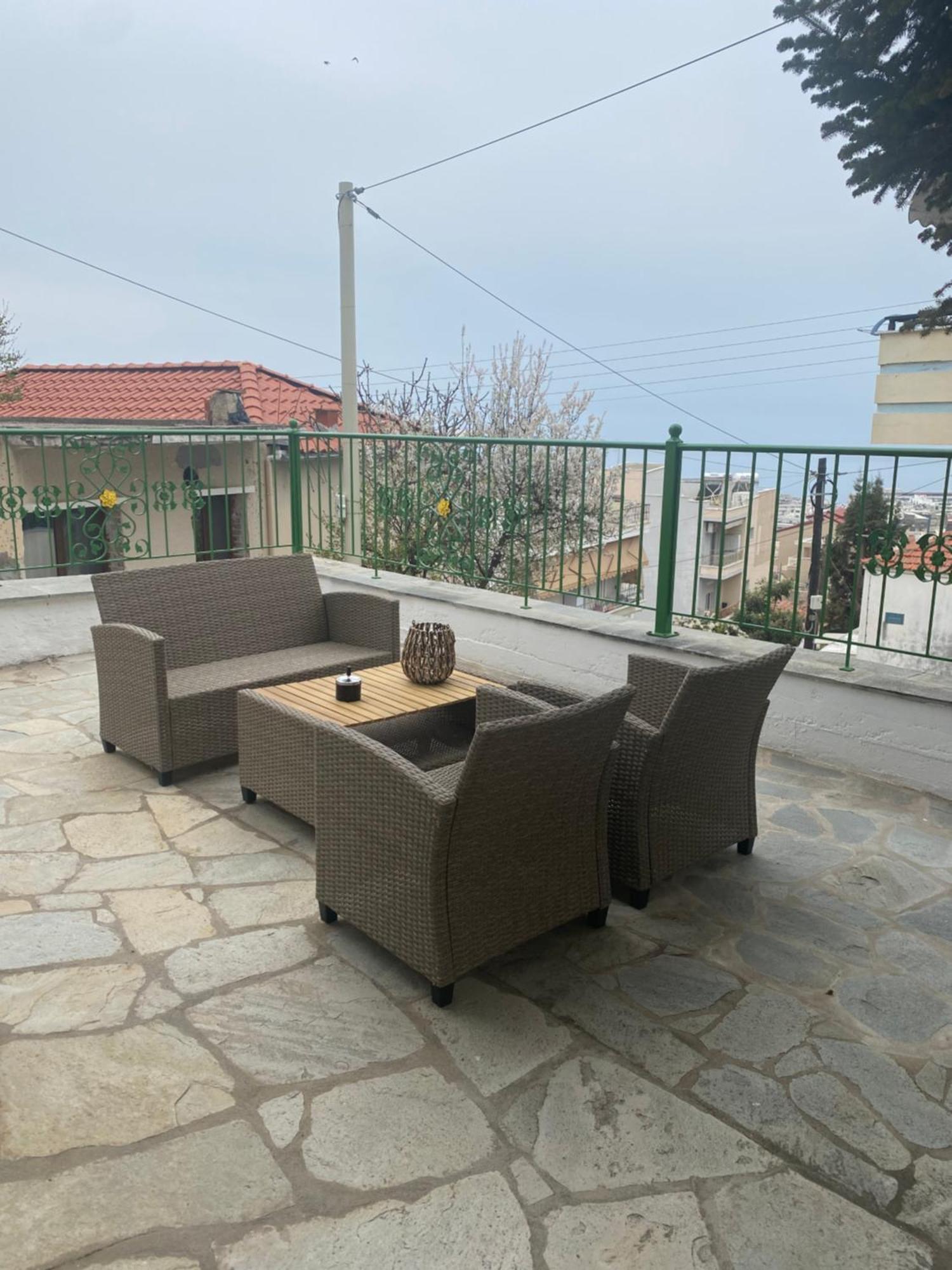 Small Garden Studio Kavála Exterior photo
